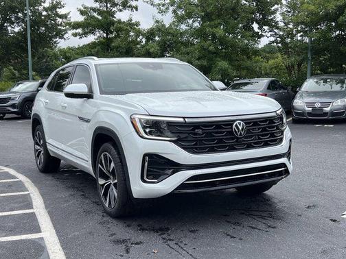 2025 Volkswagen Atlas Cross Sport 2.0T SEL Premium