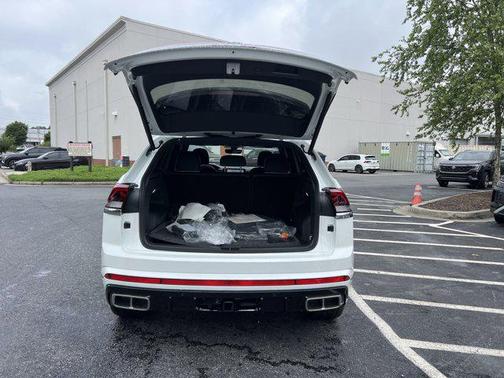 2025 Volkswagen Atlas Cross Sport 2.0T SEL Premium
