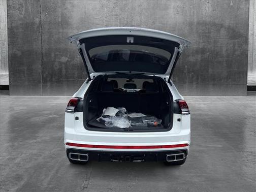 2025 Volkswagen Atlas Cross Sport 2.0T SEL Premium