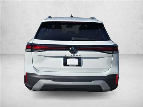 2025 Volkswagen Tiguan 2.0T S