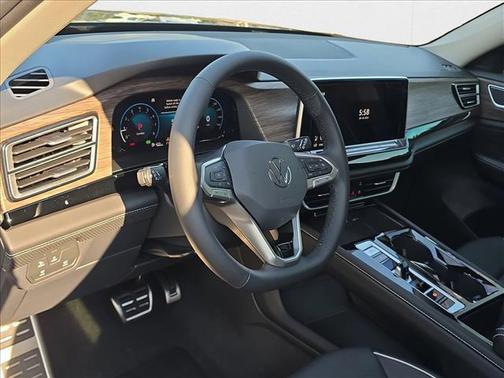 2026 Volkswagen Atlas 2.0T SEL Premium R-Line 4MOTION