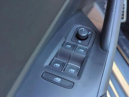 Platinum Gray Metallic 2026 Volkswagen Jetta 1.4T S