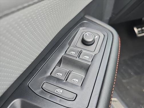 opal white pearl 2026 Volkswagen Atlas Peak Edition