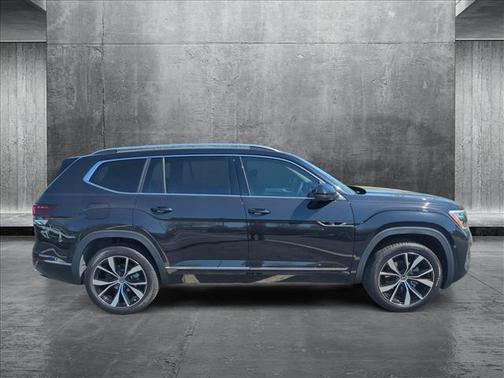 2025 Volkswagen Atlas 2.0T SEL Premium R-Line 4MOTION