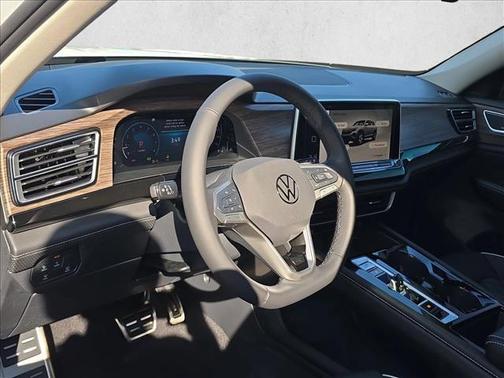 2026 Volkswagen Atlas 2.0T SEL Premium R-Line 4MOTION