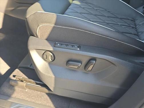 2026 Volkswagen Atlas 2.0T SEL Premium R-Line 4MOTION