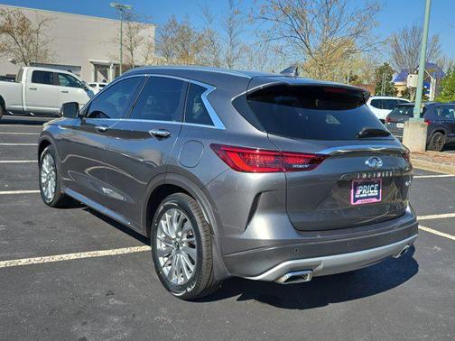 2023 INFINITI QX50 LUXE