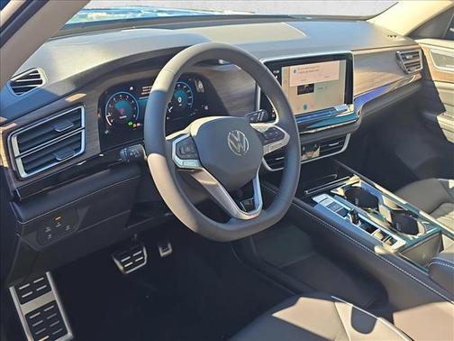 2026 Volkswagen Atlas 2.0T SEL Premium R-Line 4MOTION