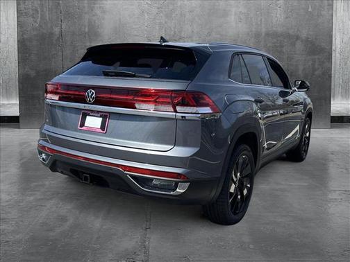 2025 Volkswagen Atlas Cross Sport 2.0T SE w/Technology