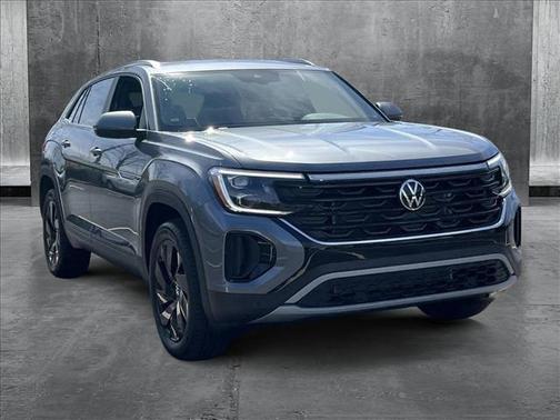 2025 Volkswagen Atlas Cross Sport 2.0T SE w/Technology