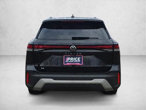 2025 Volkswagen Tiguan 2.0T SE