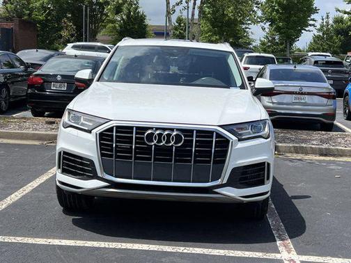 2022 Audi Q7 55 Premium