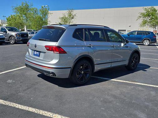 Pyrite Silver Metallic 2023 Volkswagen Tiguan 2.0T SE R-Line Black