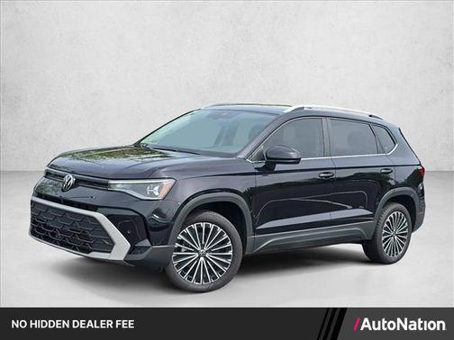 Deep Black Pearl 2025 Volkswagen Taos 1.5T SE