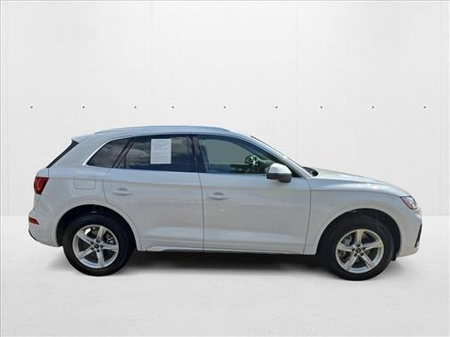 2024 Audi Q5 40 Premium
