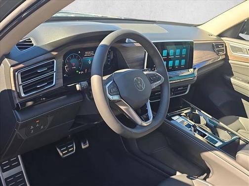 2026 Volkswagen Atlas 2.0T SEL Premium R-Line 4MOTION