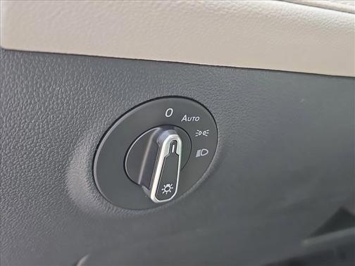 Pyrite Silver Metallic 2026 Volkswagen Taos S