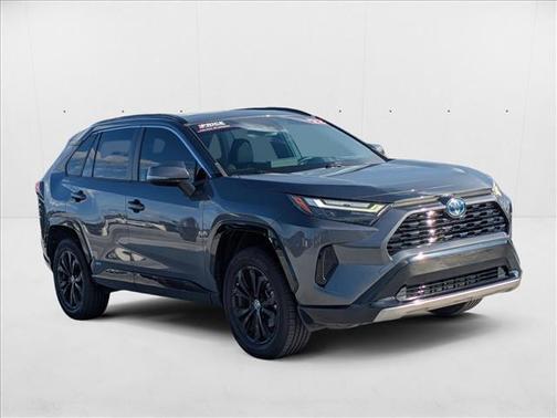 2022 Toyota RAV4 Hybrid SE