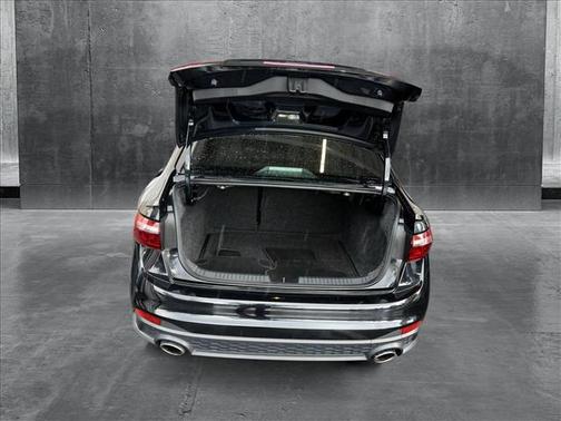 2022 Volkswagen Jetta GLI 2.0T Autobahn