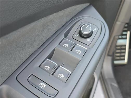 Moonstone Gray 2026 Volkswagen Golf GTI 2.0T SE DSG