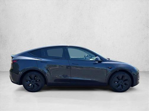 2025 Tesla Model Y Long Range Dual Motor Rear-Wheel Drive