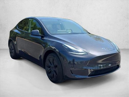 2025 Tesla Model Y Long Range Dual Motor Rear-Wheel Drive