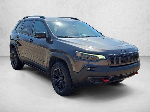 Granite Crystal Metallic Clearcoat 2022 Jeep Cherokee Trailhawk