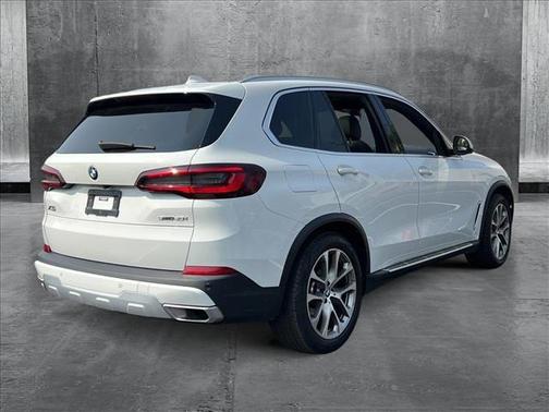 2023 BMW X5 sDrive40i