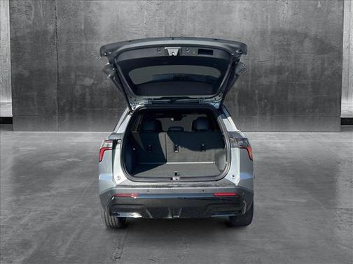 2025 Chevrolet Equinox FWD RS