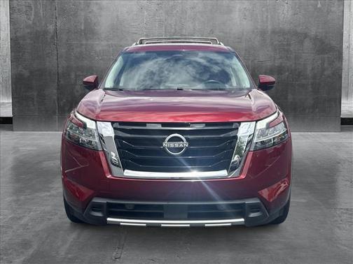 2024 Nissan Pathfinder SL 4WD