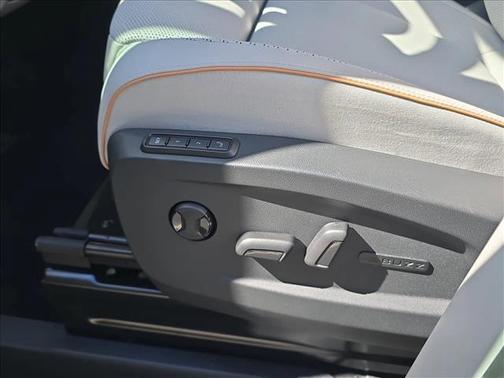 2025 Volkswagen ID. Buzz 1st Edition with 4MOTION