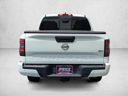 Glacier White 2022 Nissan Frontier SV
