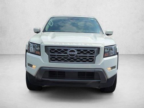 Glacier White 2022 Nissan Frontier SV