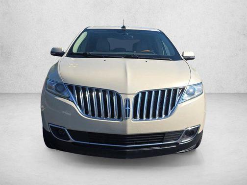 Platinum Dune Metall 2015 Lincoln MKX Base