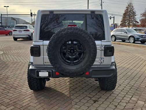 2023 Jeep Wrangler 4-Door Sahara 4x4