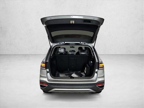Pyrite Silver Metallic 2025 Volkswagen Taos 1.5T SE