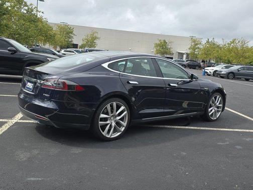 2015 Tesla Model S 85D