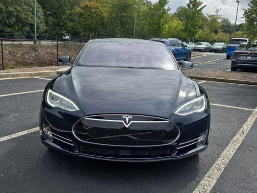 2015 Tesla Model S 85D