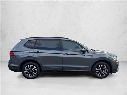Platinum Gray Metallic 2022 Volkswagen Tiguan 2.0T S