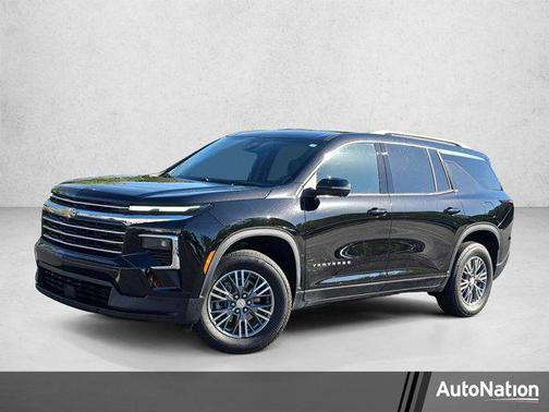Mosaic Black Metallic 2025 Chevrolet Traverse LT