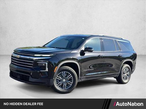 Mosaic Black Metallic 2025 Chevrolet Traverse LT