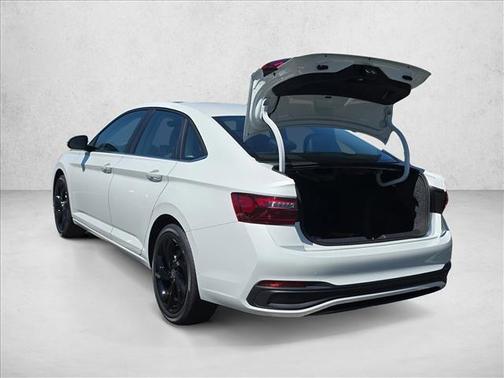Opal White Pearl 2026 Volkswagen Jetta 1.4T SE