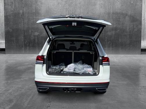 2025 Volkswagen Atlas 2.0T SEL