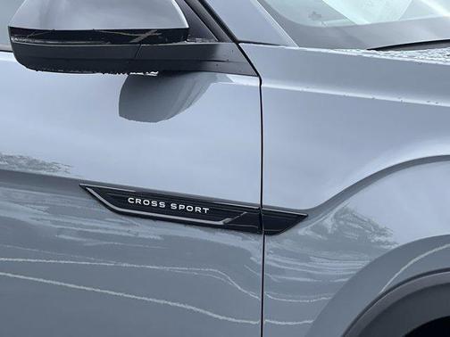 2025 Volkswagen Atlas Cross Sport 2.0T SEL
