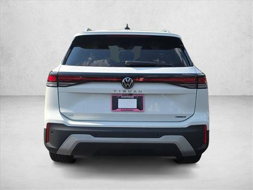 Pure White 2026 Volkswagen Tiguan 2.0T SE 4MOTION
