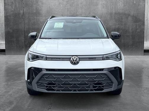 2025 Volkswagen Taos 1.5T SE Black