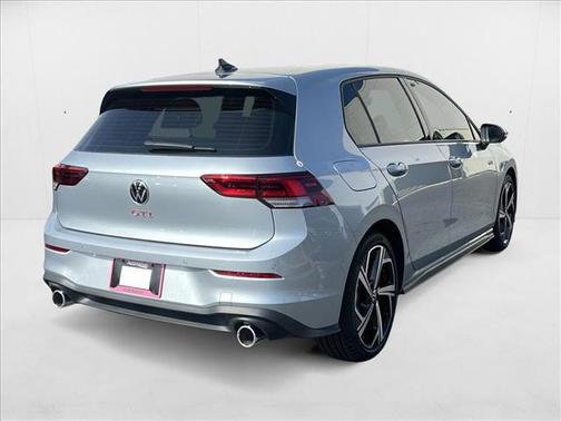 2025 Volkswagen Golf GTI 2.0T SE DSG