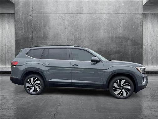 2025 Volkswagen Atlas 2.0T SE w/Technology 4MOTION