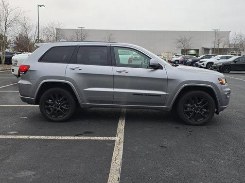 2019 Jeep Grand Cherokee Altitude
