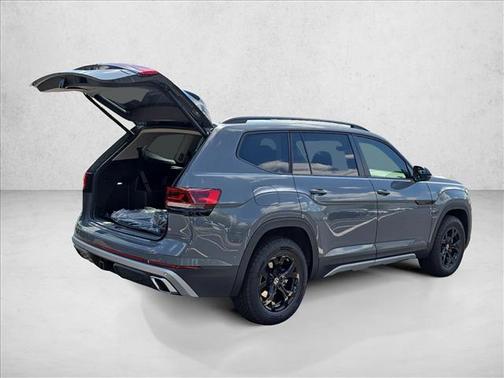pure gray 2026 Volkswagen Atlas Peak Edition